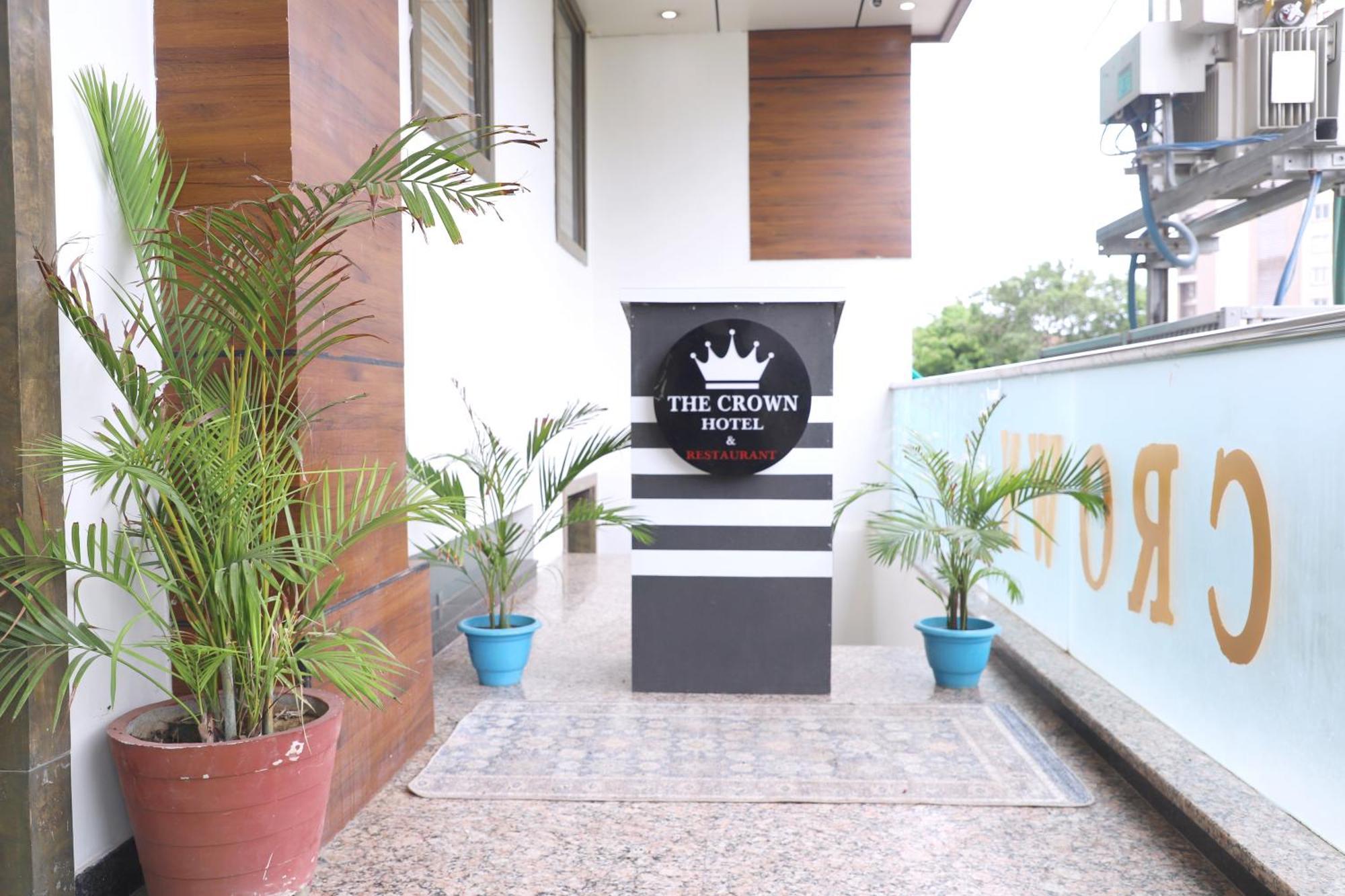 Crown Hotel Agra Near Taj Mahal Экстерьер фото